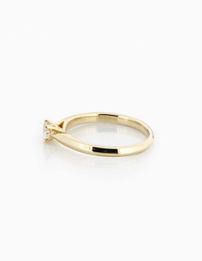 18ct Yellow Gold Diamond Classic Solitaire