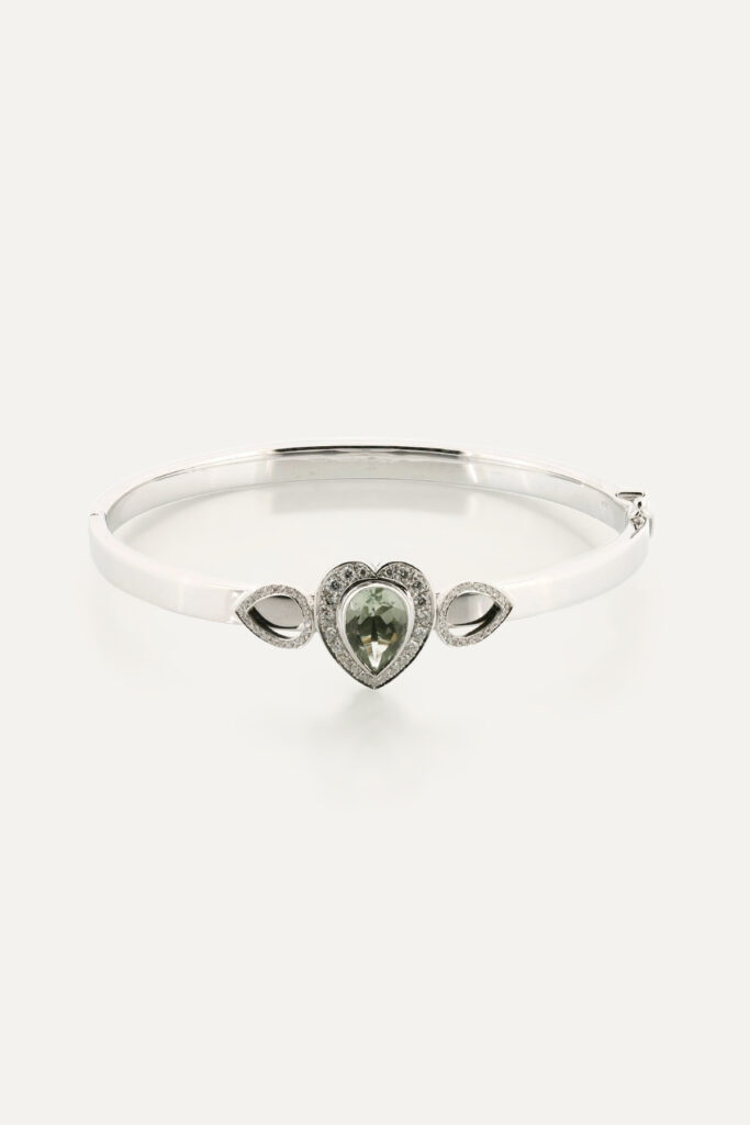 Green Quartz Heart Bangle