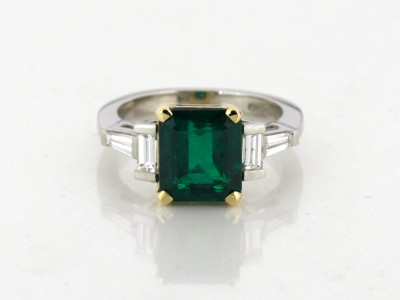 Emerald Diamond Deco Ring