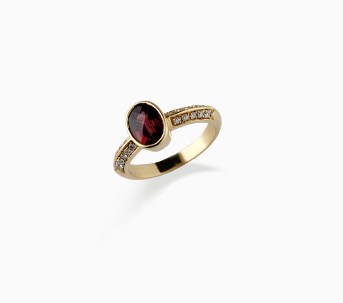 Garnet Twin Row Diamond Roma Ring