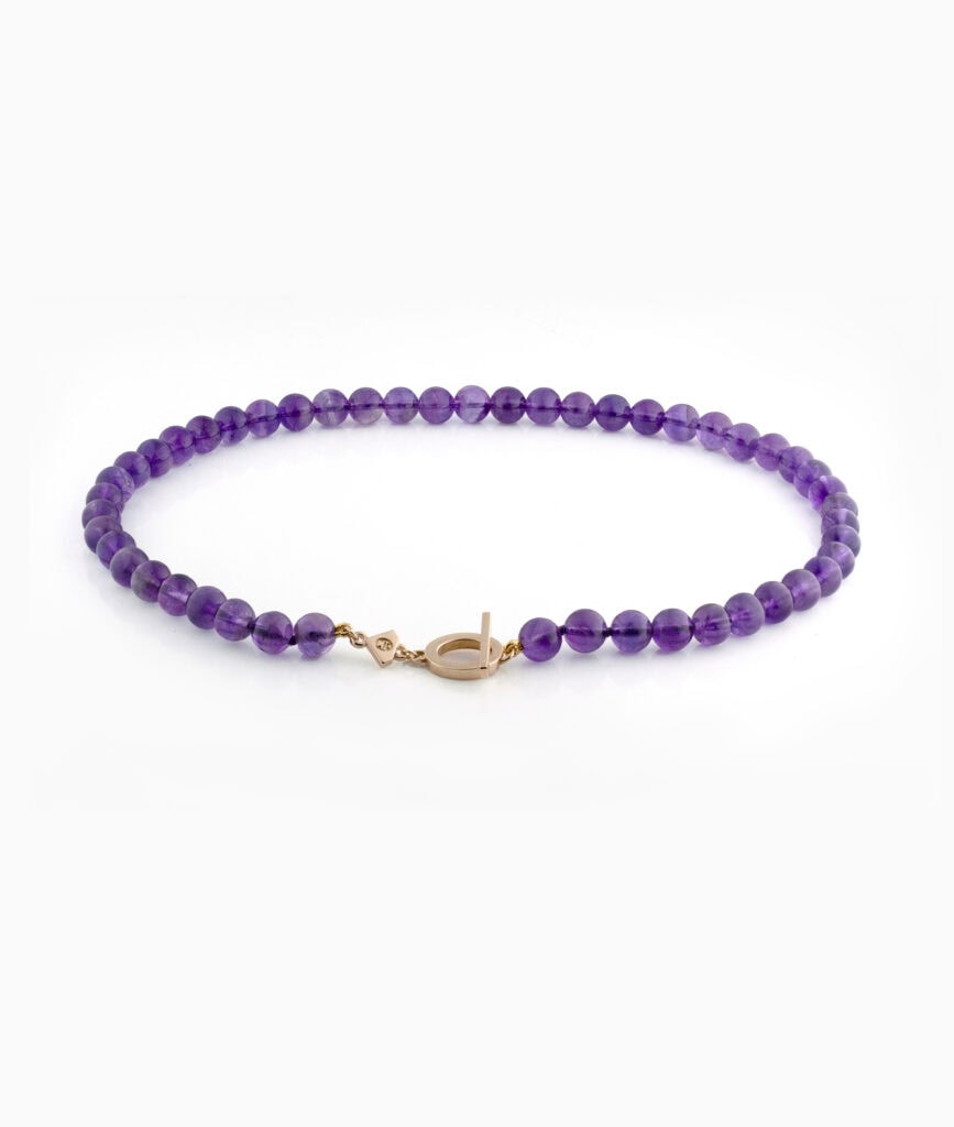 JCP necklace round 8mm Amethyst beads on 9ct yellow gold T bar clasp 16.5″