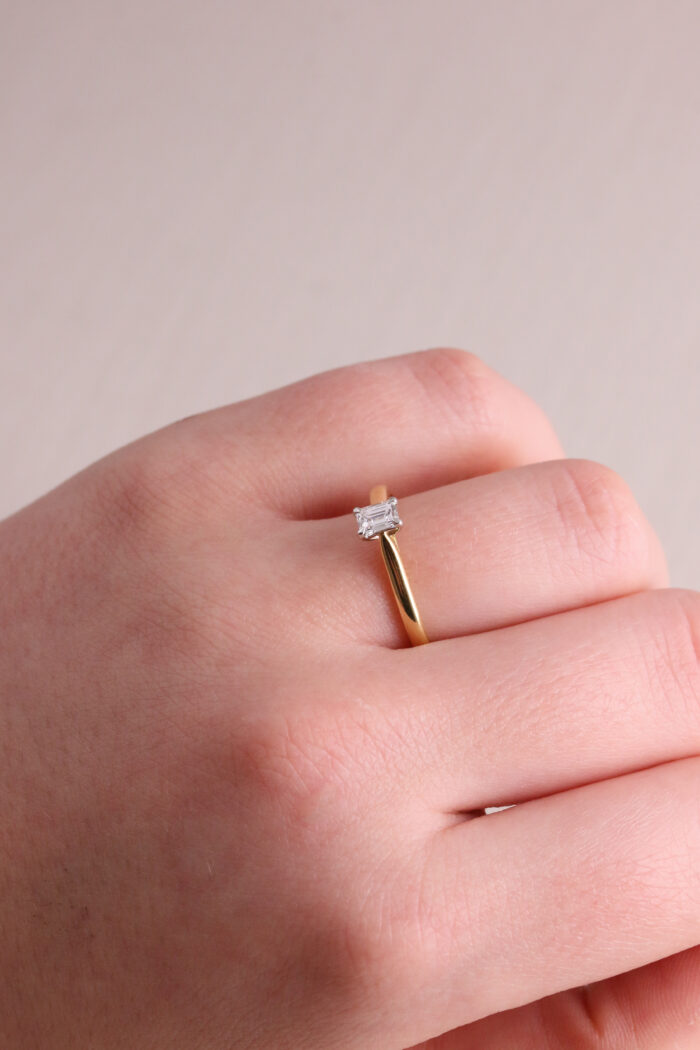 18ct Yellow Gold Emerald Cut Diamond Solitaire