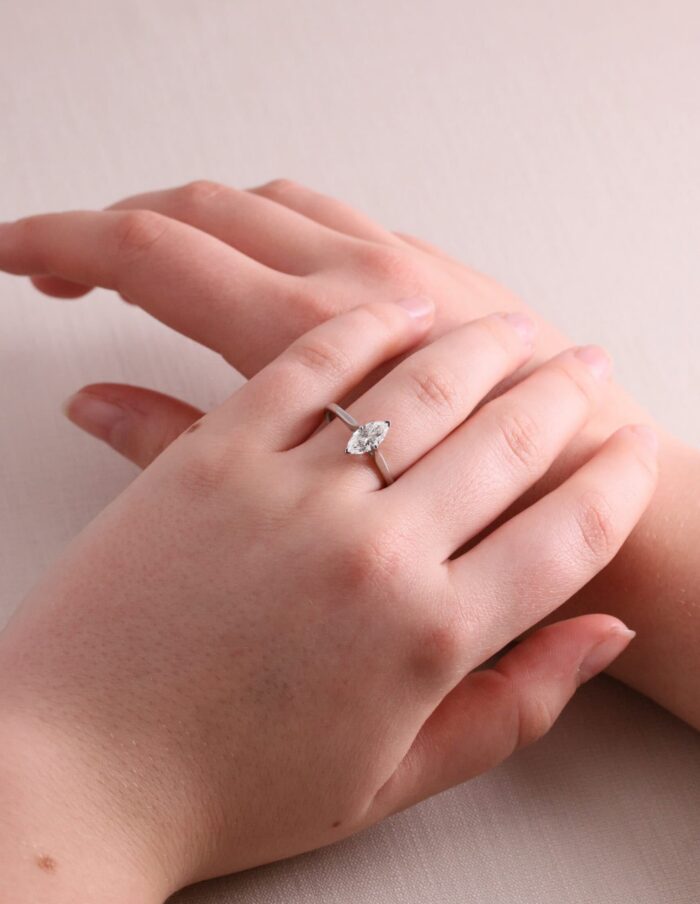 Solitaire marquise claw set diamond ring 0.70ct FSI1 cert GIA1448794049 platinum ring size N