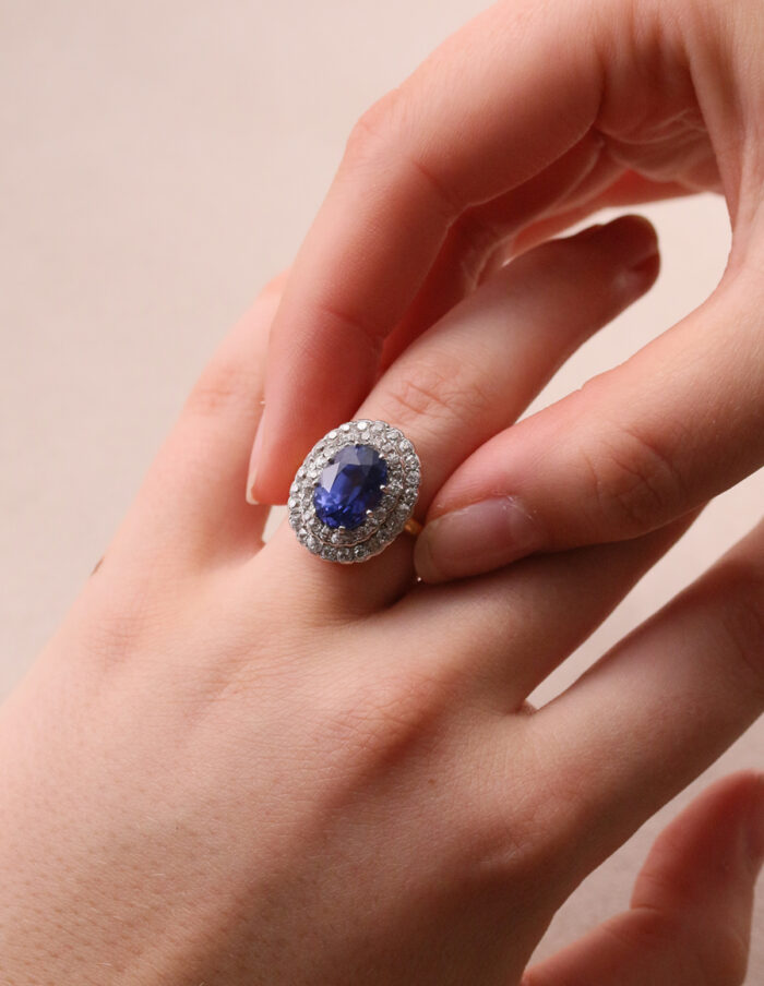 18ct Colour Change Sapphire & Diamond Cluster