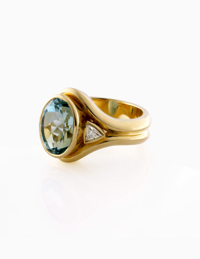 Aquamarine & Diamond Roma Ring — side view