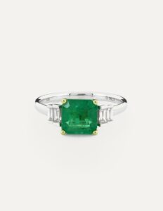 Dress ring cushion emerald 1.55ct with baguette diamond shoulders 0.16ct 18ct white gold ring size M