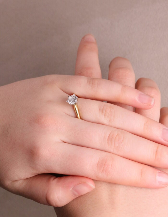 JCP Solitaire ring 6 claw round diamond 1.00ct GSI2 18ct yellow gold ring size O cert GIA1308601597