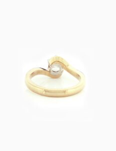 JCP Solitaire ring 6 claw round diamond 0.54ct swept shoulders 18ct yellow gold ring size I 1/2 — back view