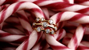Dress ring 3 band diamond bezel set 1.01ct 18ct yellow gold ring size N