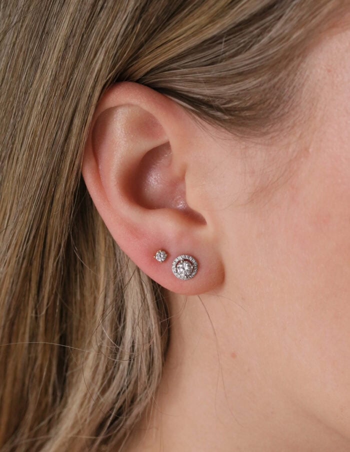 Halo stud earrings diamond 18ct white gold