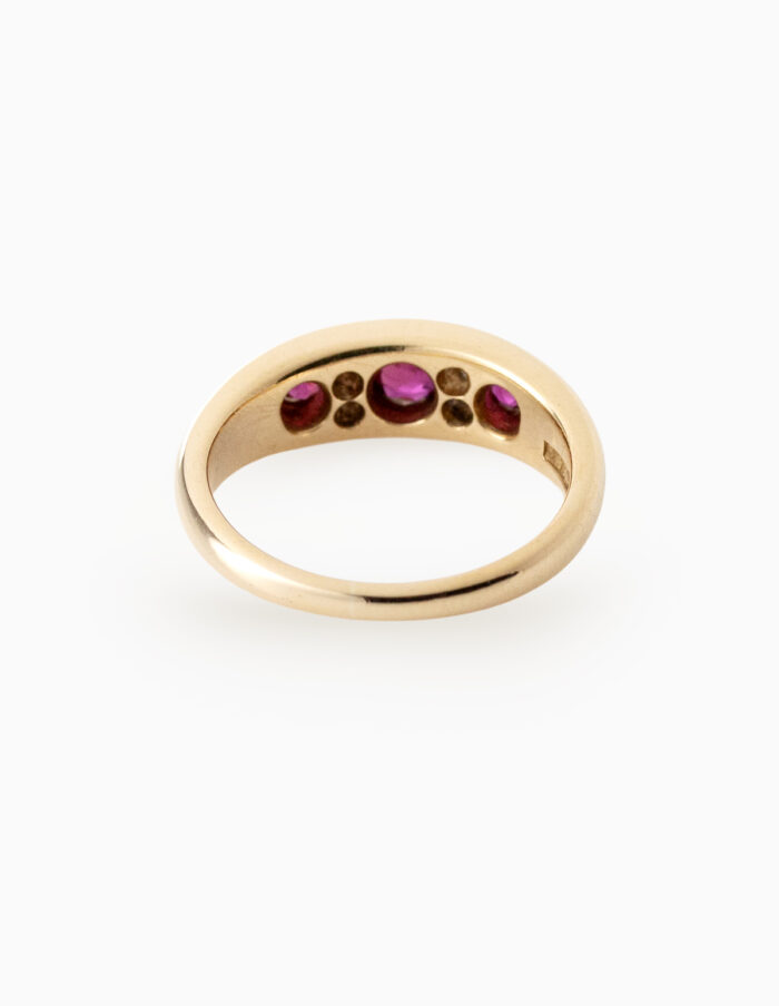18ct Ruby & Diamond Ring