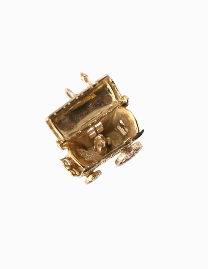 Charm Gypsy caravan 9ct yellow gold 7.2g