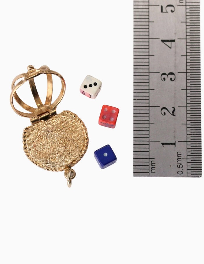 Charm Dice in Cage 9ct yellow gold 4.21g