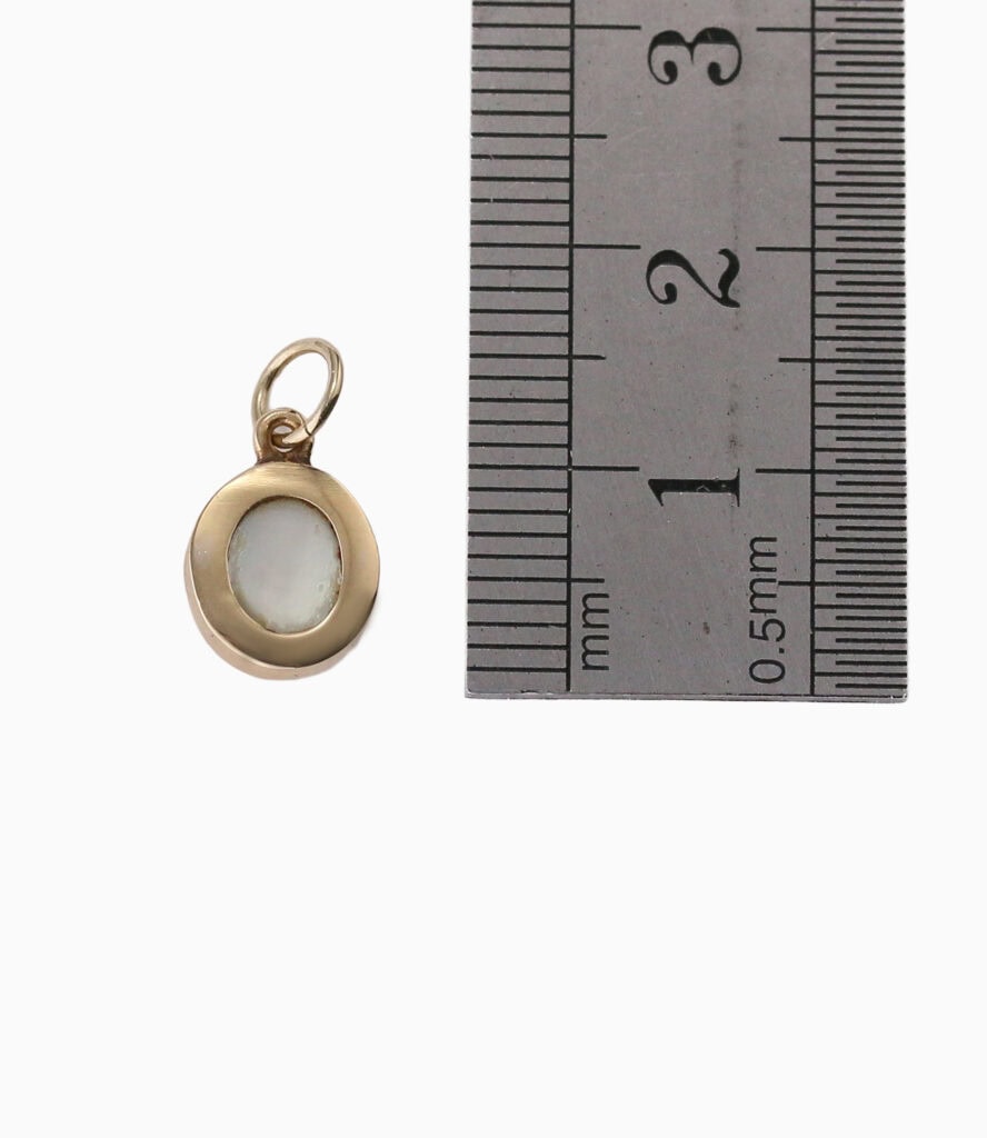 Charm oval MOP 9ct yellow gold — back view