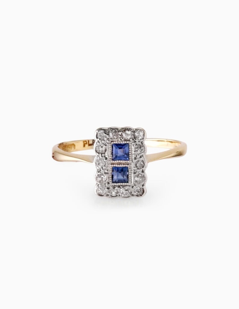 Dress ring vintage oblong sapphire and diamond shield 18ct yellow gold ring size M