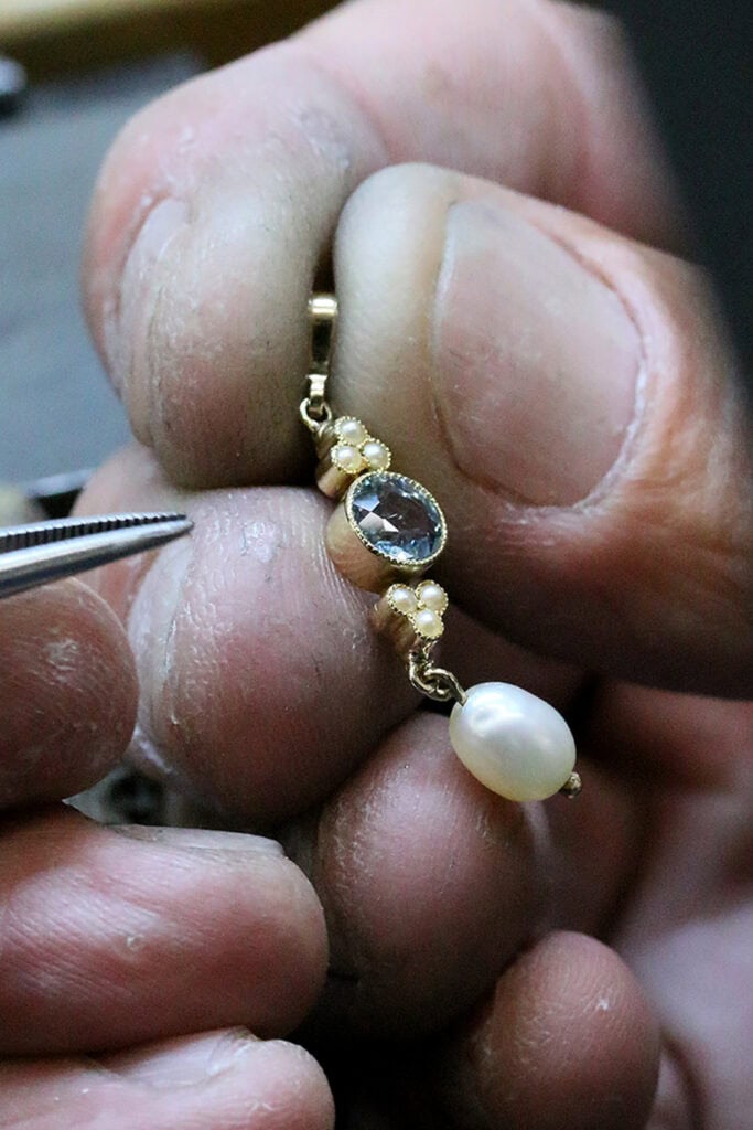 Pendant Aqua and pearl 14ct yellow gold