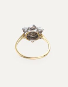 Cluster ring diamond star 1.10ct total 18ct yellow gold ring size Q — back view