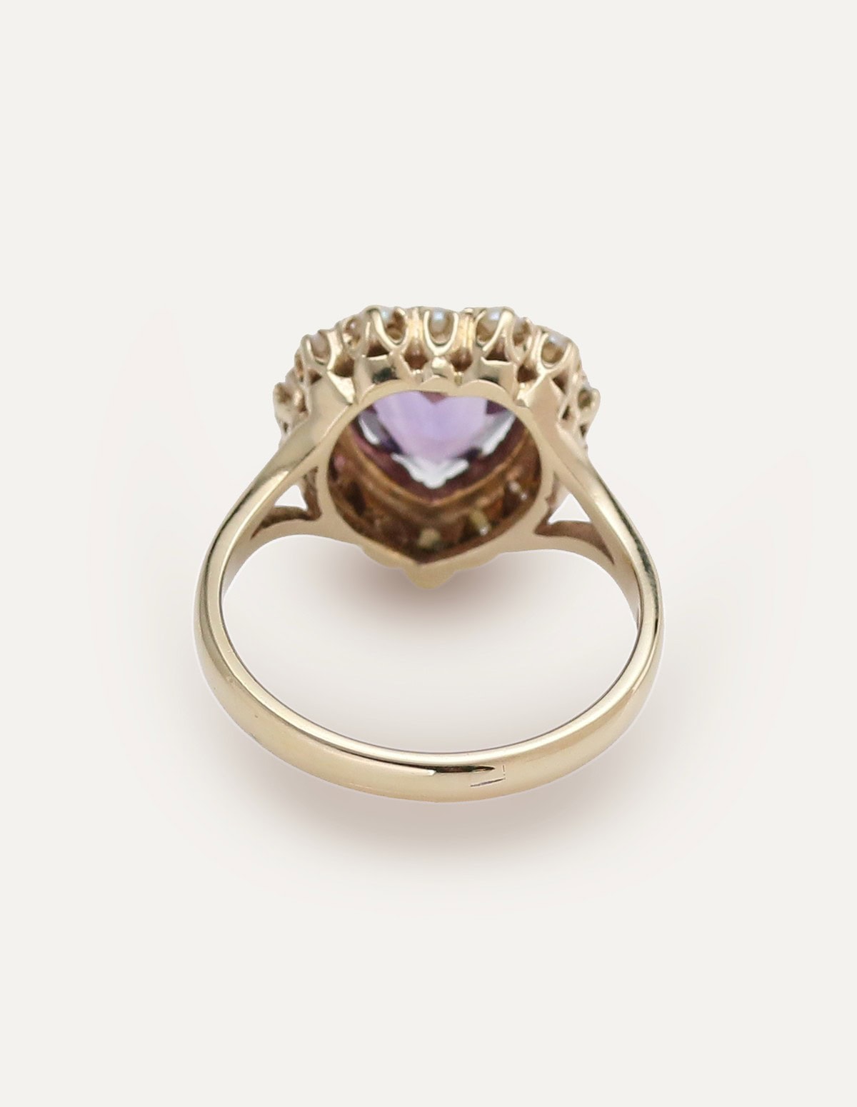 Amethyst & Pearl Heart Cluster Ring 9ct Yellow Gold Size O - Image 2
