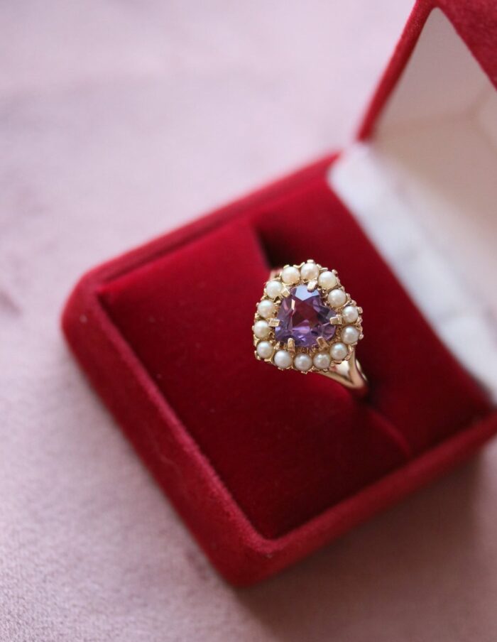 Amethyst & Pearl Heart Cluster Ring 9ct Yellow Gold Size O - Image 5