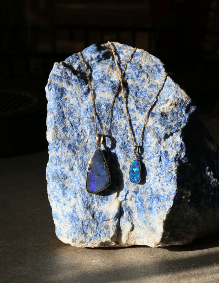 Pendant and Chain Boulder Opal Doublet with 9ct Yellow Gold Bezel Setting 9ct Yellow Gold 16" Spiga Chain - Image 3
