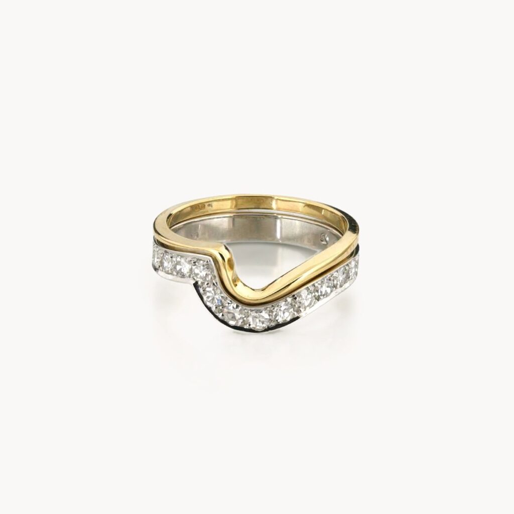 Platinum Diamond Fitted Wedding Ring